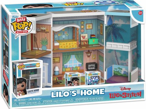 Dans ce coffret, Lilo et Stitch prennent vie sous forme de Bitty Pop, ajoutant une touche de mignonnerie supplémentaire à cette scène déjà captivante.