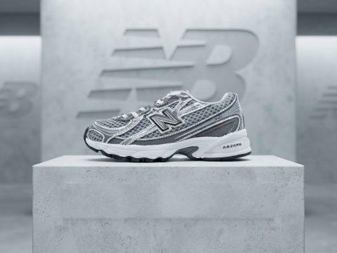 Baskets New Balance 740 — Enfant New Balance 740 Enfant — Confortable et respirante, avec amorti ABZORB. Parfaite pour l'école, les jeux et les sorties. Style iconique.