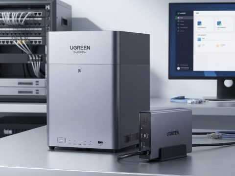 NAS UGREEN DH4300 Plus + batterie 120W — Stockage privé 128To, streaming 4K, sauvegarde automatique, arrêt sécurisé.